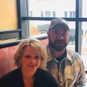 Meet your Posher, Angie